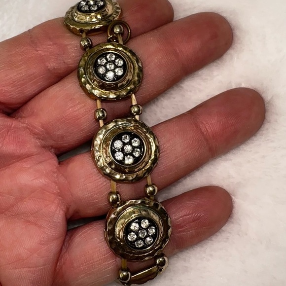 Natasha Gold and rhinestone stretch Bracelet - Picture 4 of 4